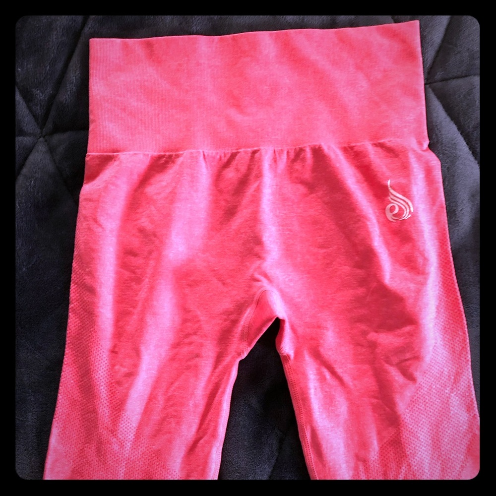 Ryderwear pink leggings small